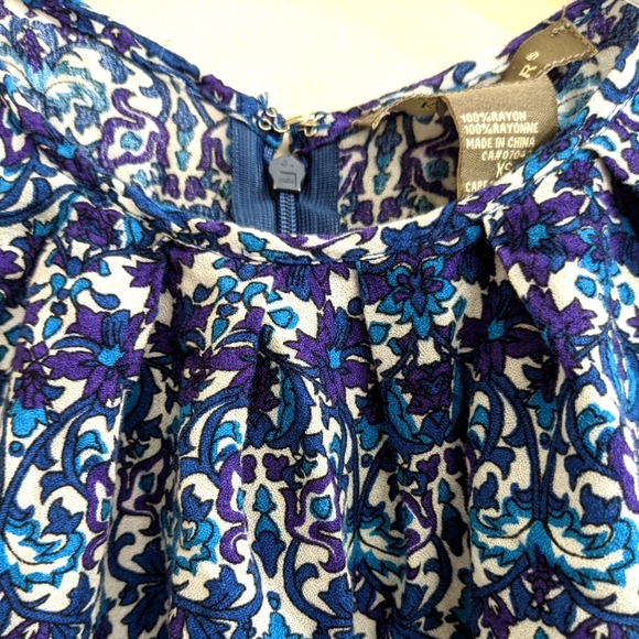 Kenar floral sleeveless top - Picture 3 of 5